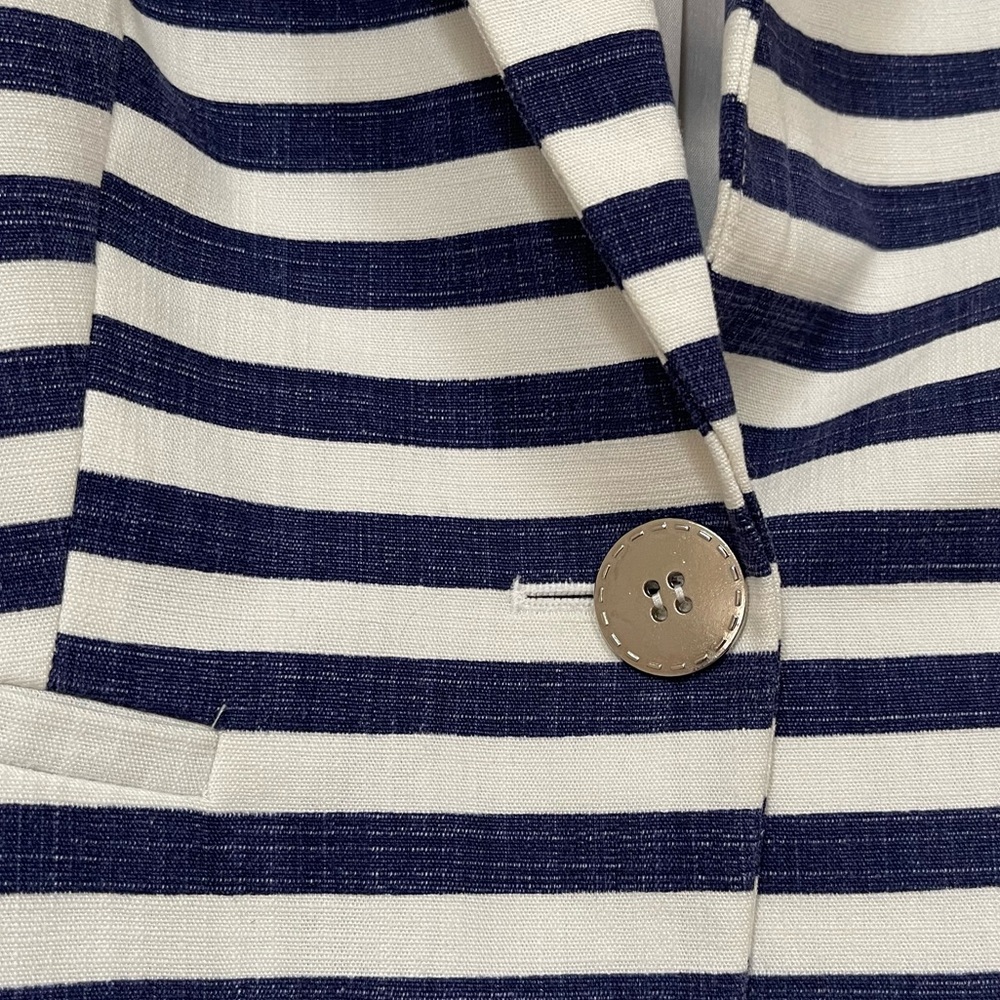 ⭐️Sharagano navy blue and off-white striped blazer - Picture 5 of 11